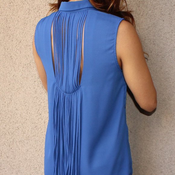 Blue Sleeveless Fringe Button Blouse - Picture 2 of 3